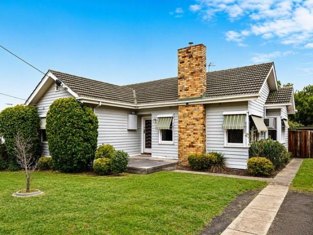 House for rent in Hampton East, Melbourne