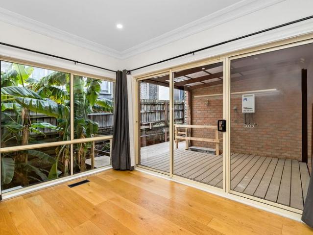 Townhouse for rent in Camerons Creek, Victoria