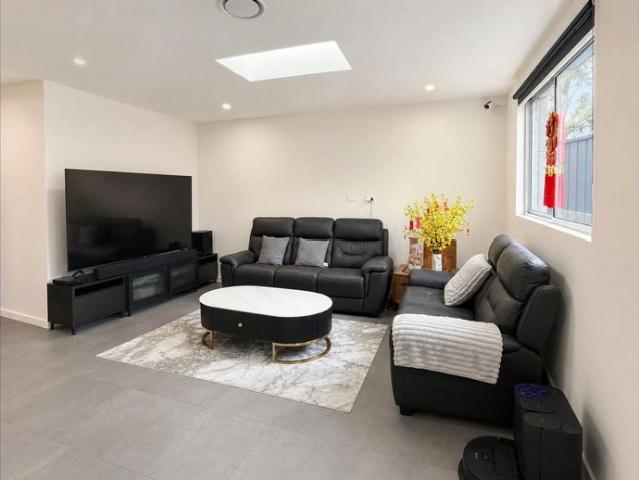 Townhouse for rent in Sydney, New South Wales