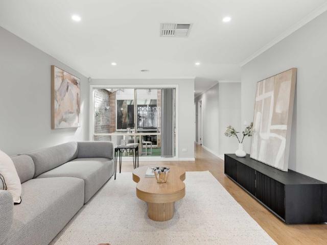 House for rent in Copperfield, Melbourne