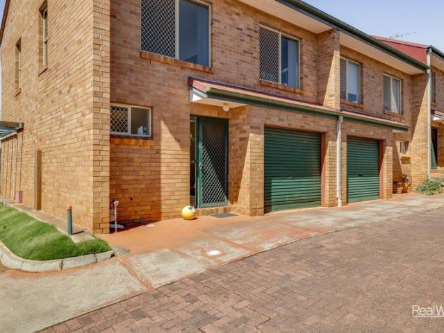 Apartment for sale in Harristown, Toowoomba