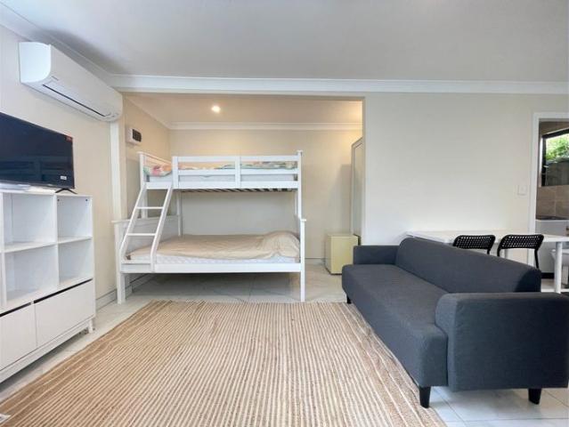 Granny Flat for rent in Sydney, New South Wales