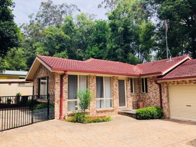 Villa for rent in Lisarow, Gosford