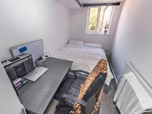 Room for rent in Stirchley, West Midlands