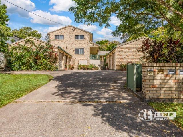 Townhouse for sale in Kings Creek, Queensland