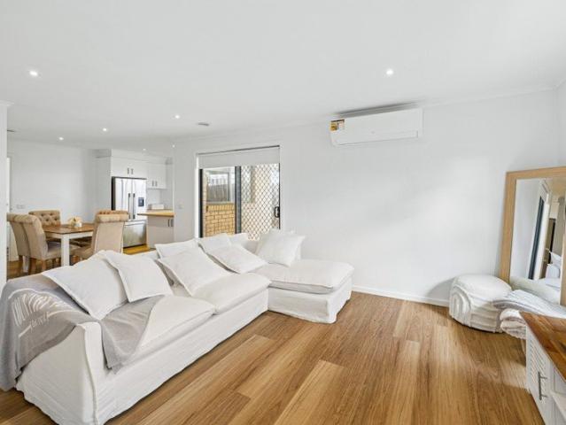 Apartment for sale in Carrum Downs, Melbourne
