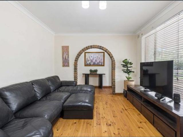 House for rent in Fairview Park, Adelaide