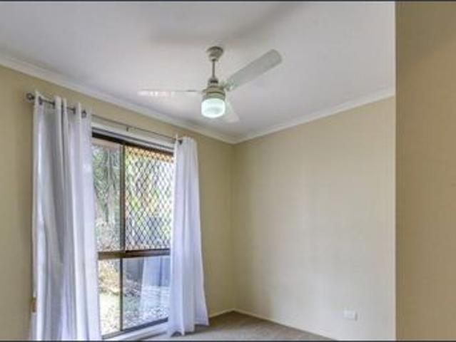 House for rent in Calamvale, Greater Brisbane