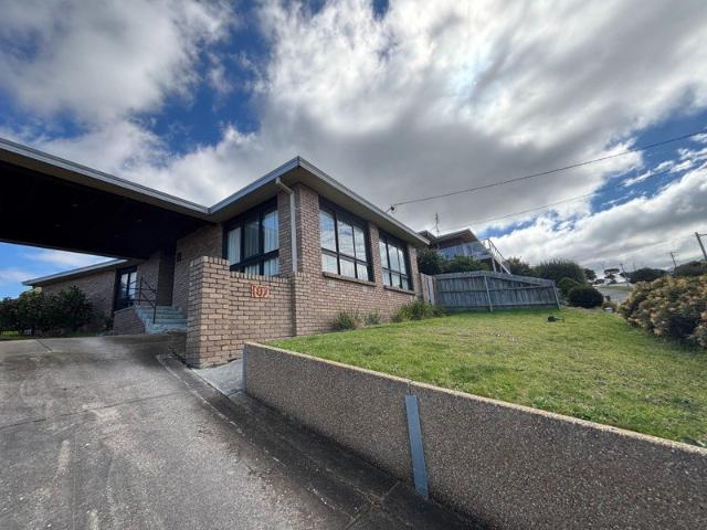 House for rent in Lakes Entrance, Victoria