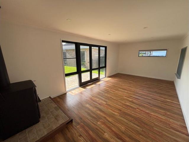House for rent in Lakes Entrance, Victoria