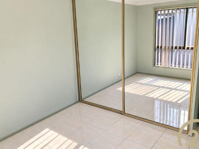 Granny Flat for rent in Wakeley, Sydney