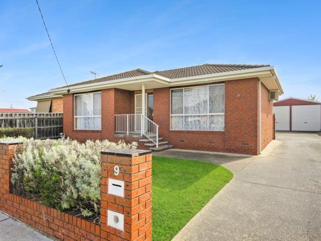 House for sale in Bell Park, Geelong