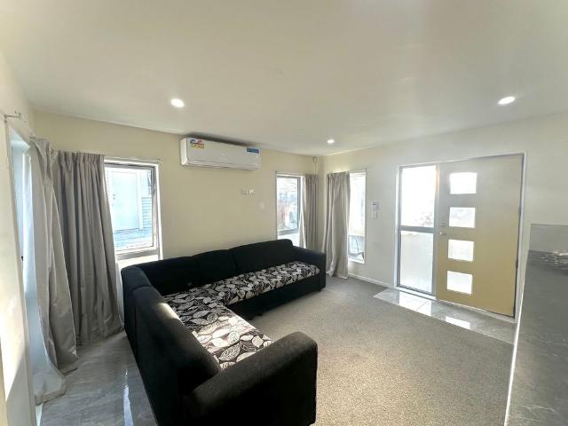 House for rent in Manurewa, Oroua County