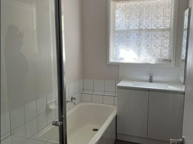 House for rent in Seymour, Shire of Mitchell