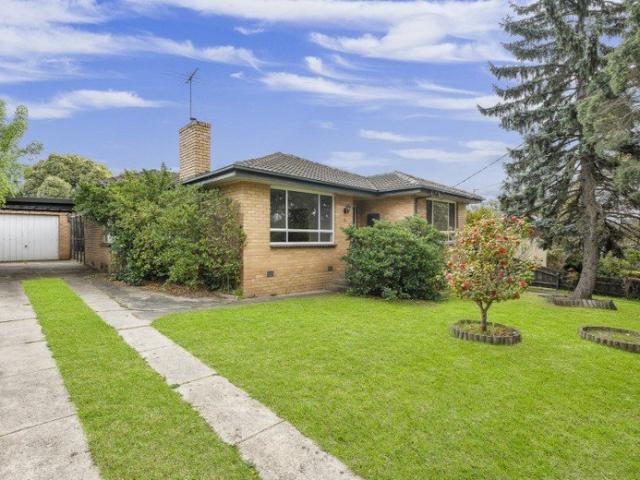 House for rent in Blackburn North, Melbourne