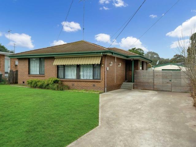 House for rent in Rosewall, Geelong