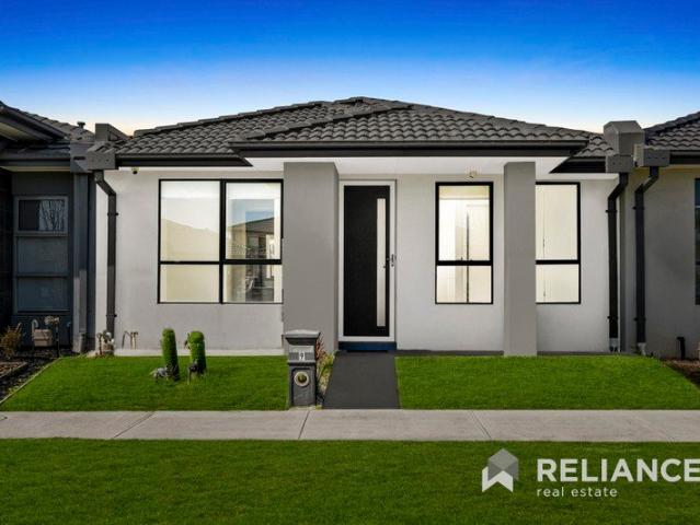 House for sale in Emerald Park, Melbourne