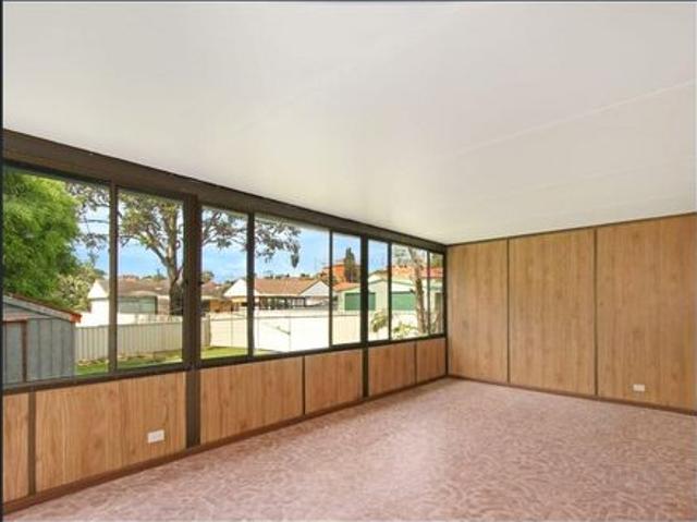 House for rent in Wollongong West, New South Wales
