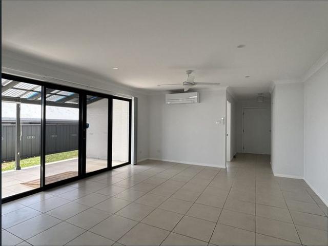 House for rent in Safety Beach, New South Wales