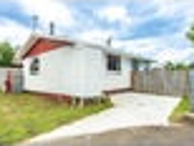House for sale in Aramoho, Manawatu-Whanganui