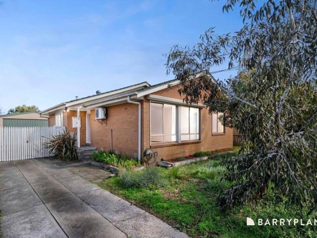House for sale in Sunshine West, Melbourne