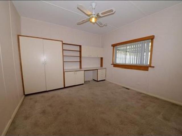 House for rent in Lavington, Albury
