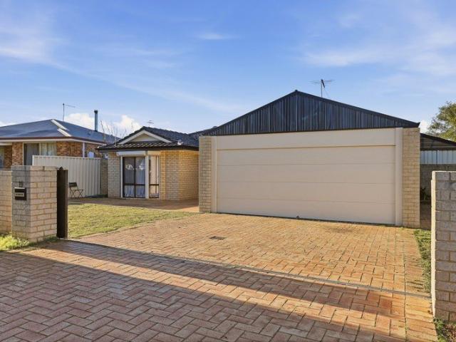 House for sale in Parklands, Western Australia