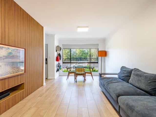Townhouse for rent in Sydney, New South Wales