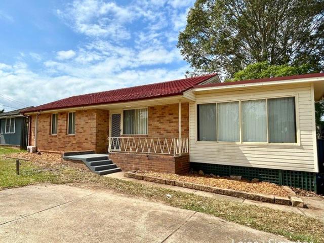 House for rent in Whalan, Sydney