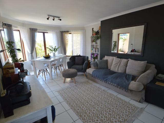 Apartment for rent in Beacon Island Estate, Garden Route District Municipality