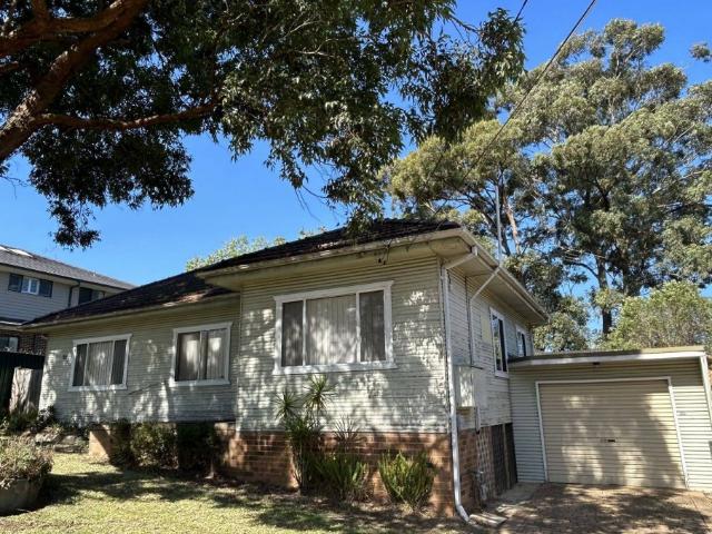 House for rent in Mobbs Hill, Sydney