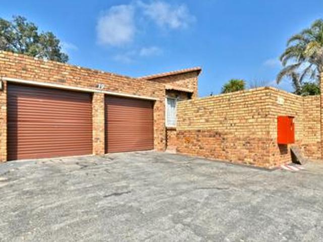 House for sale in Roodepoort