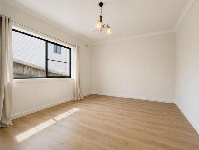 House for rent in Wollongong West, New South Wales