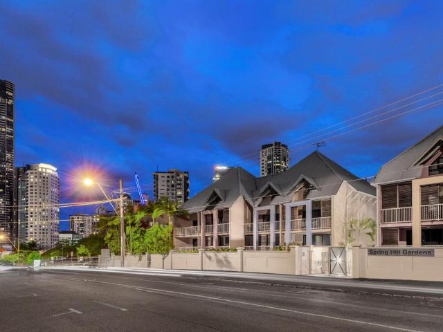 Apartment for rent in Toombul, Queensland