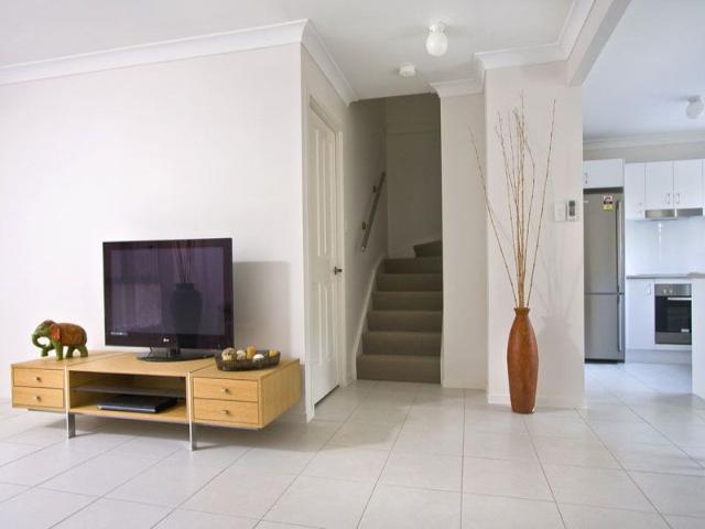 Townhouse for rent in Toombul, Queensland