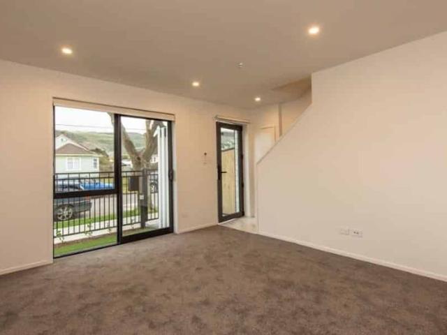 Townhouse for rent in Pōmare, Lower Hutt