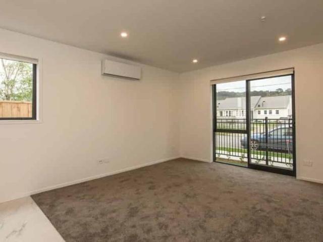 Townhouse for rent in Days Bay, Wellington