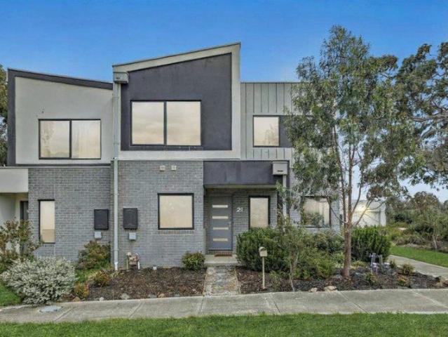 Townhouse for sale in Haven Estate, Melbourne