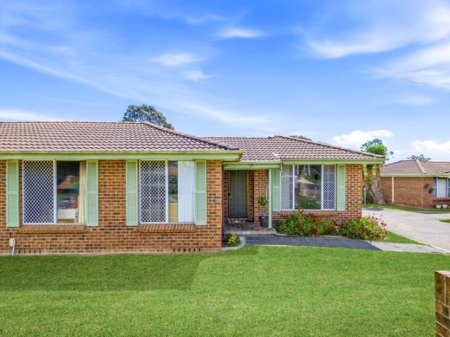 Townhouse for sale in Macquarie Fields, Sydney