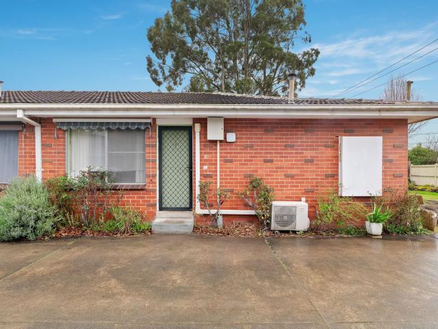 Apartment for rent in Camerons Creek, Victoria