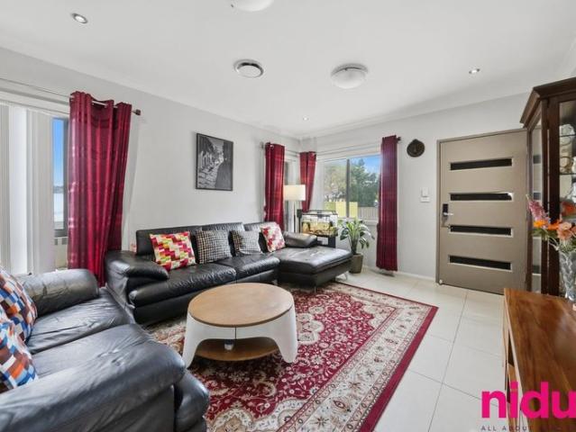Townhouse for rent in Rooty Hill, Sydney