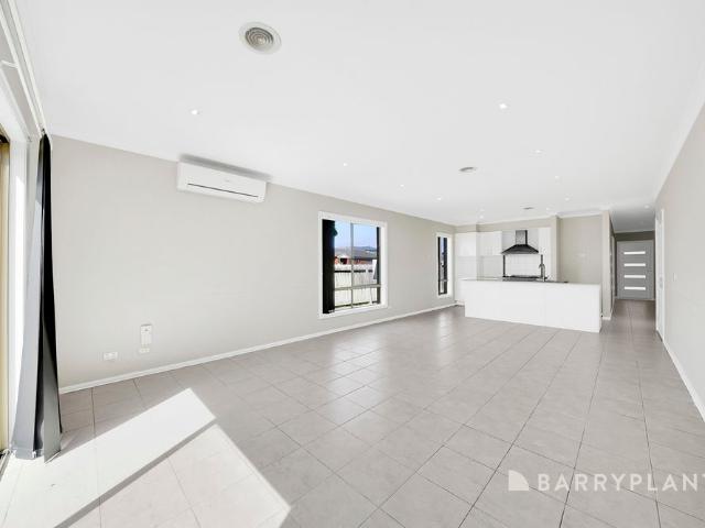 House for rent in The Grove, Melbourne