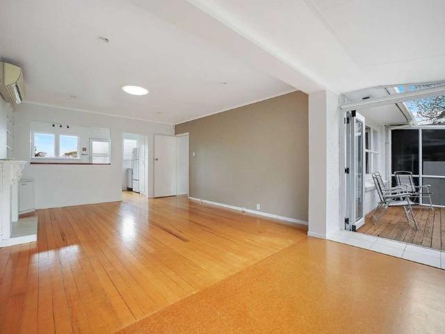 Apartment for rent in Saint Johns, Ōrākei