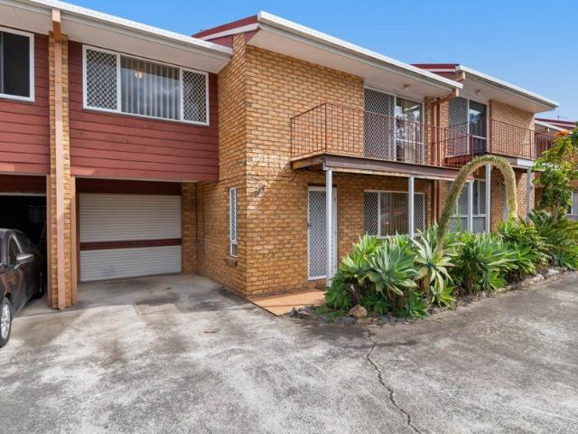 Townhouse for sale in Toombul, Queensland