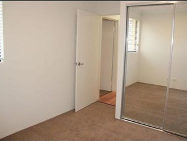 Apartment for rent in Cloverdale, Western Australia