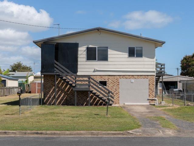 Duplex for rent in Urangan, Hervey Bay