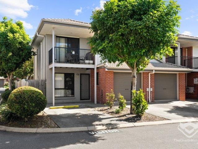 Townhouse for rent in Ellen Grove, Greater Brisbane
