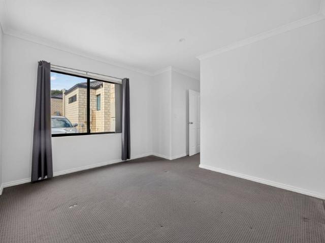 Townhouse for rent in Nollamara, City of Stirling