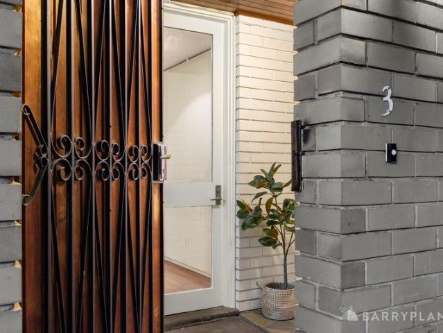 Apartment for sale in Eaglemont, Melbourne