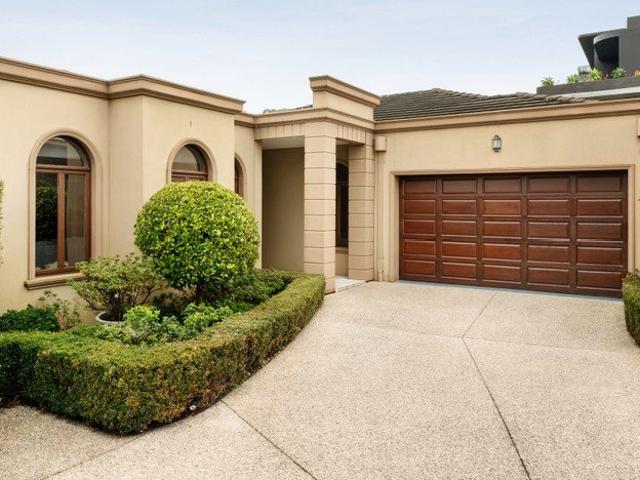 Townhouse for sale in Camerons Creek, Victoria